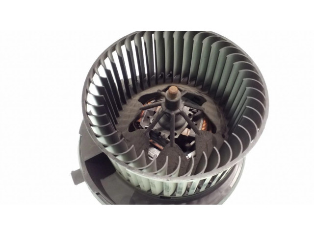 Вентилятор печки    N031269U, 698809   Volkswagen Golf V
