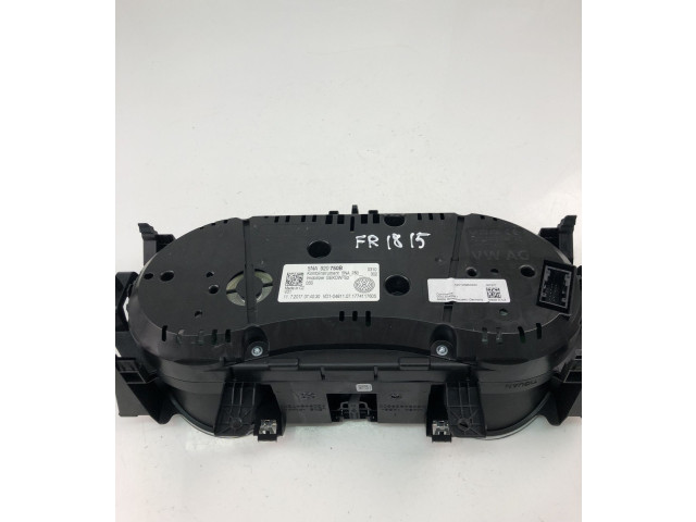 Přístrojová deska Volkswagen Tiguan 2017 5NA920750B, FR1815