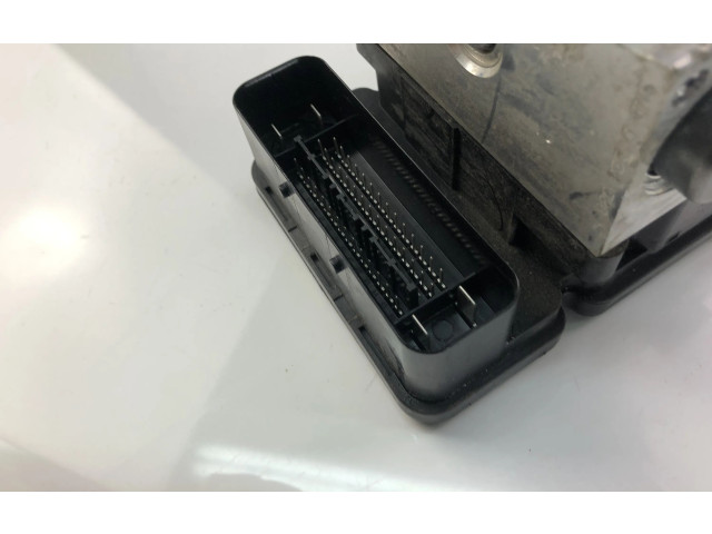 Блок АБС 30681619   Volvo  V70  2008 - 2013 года