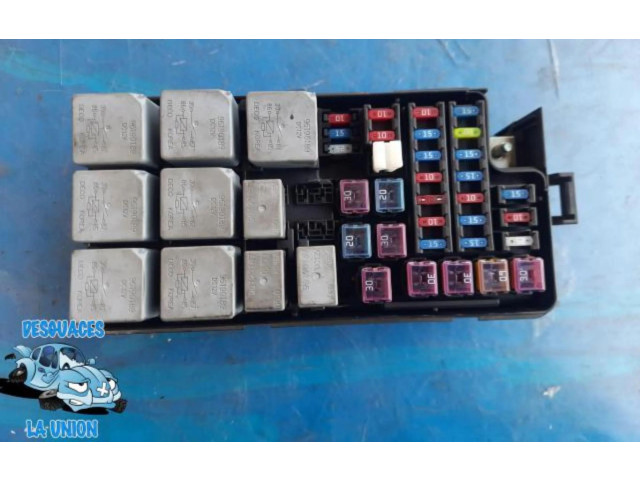 Блок предохранителей 0030J200AF060621 Chevrolet Lanos