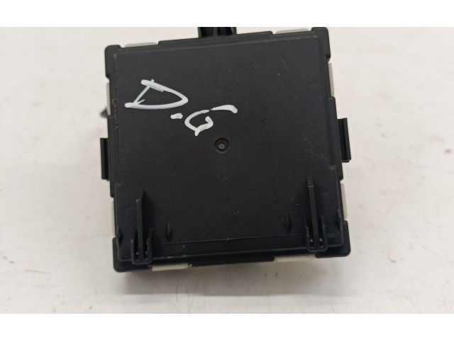 Pojistková skříňka Блок управления дверью A2139001718 Mercedes-Benz E W213 2017