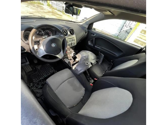 Volant Alfa Romeo Mito 2010 71753838