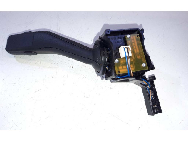 Ручка стеклоочистителей 1K0953518J, 01203516   Volkswagen Golf SportWagen