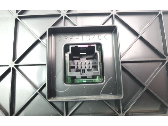 Блок управления климат-контролем P6TM19DX9AB   Jeep Compass