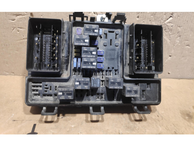 Блок предохранителей GB3T-14D068-KA Ford Ranger