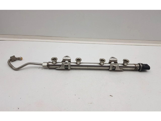 Vstřikovací lišta 04E133320D, 1805510810 Volkswagen Tiguan