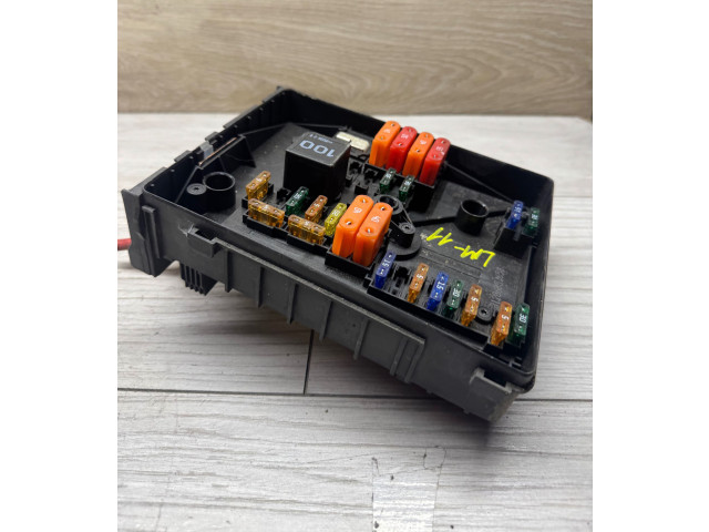   Pojistková skříňka 1K0937125, 017183071   Volkswagen Caddy 2013