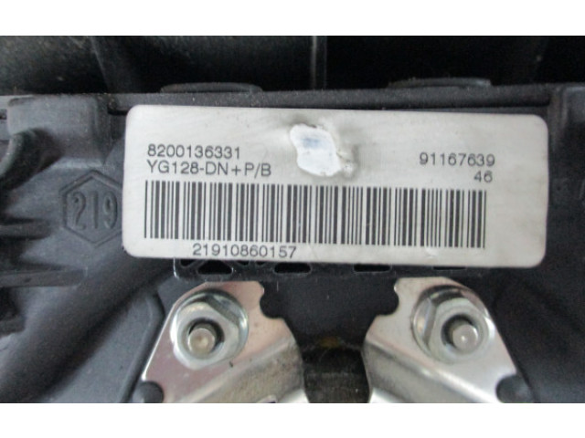 Подушка безопасности водителя 91167639   Renault Trafic II (X83)