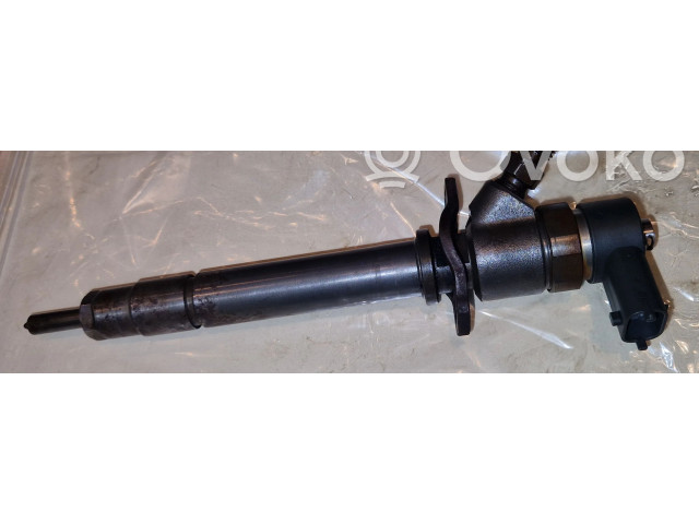 Форсунка 8658352    Volvo V70   