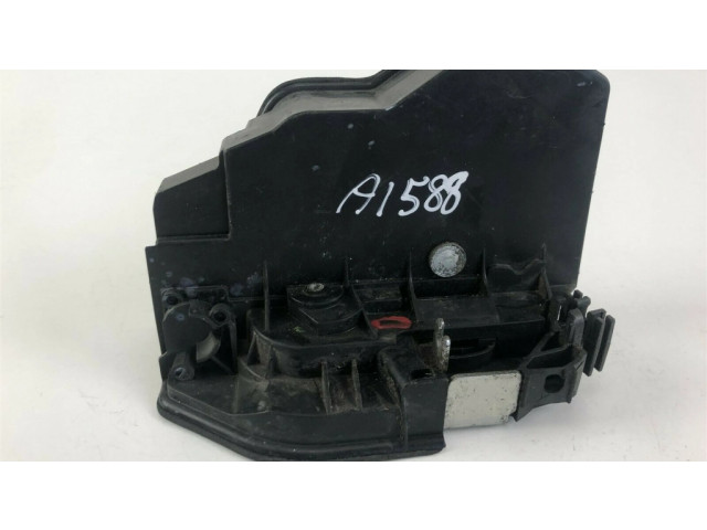Замок багажника 7167068, A1588 BMW 1 E81 E87 2004-2011 года