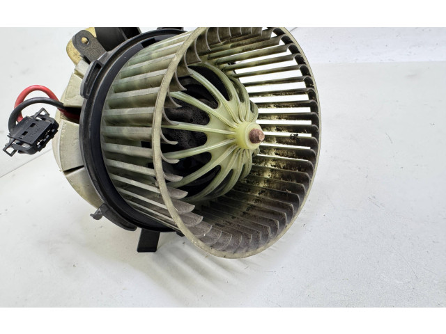 Вентилятор печки    8K1820021   Audi A5 8T 8F