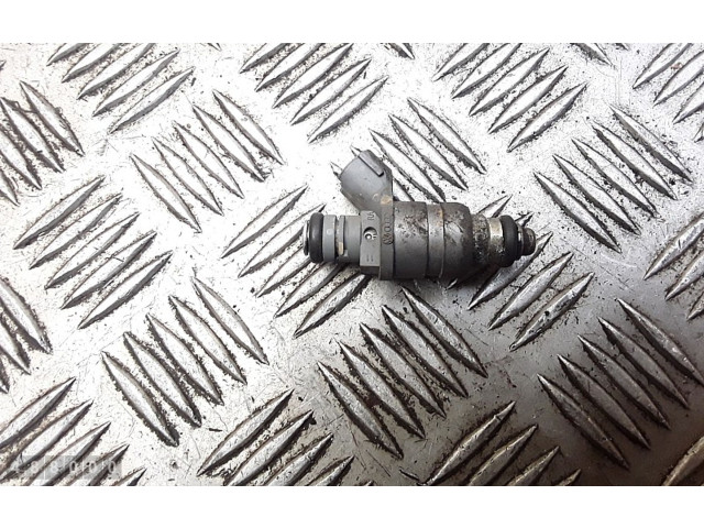 Форсунка 06a906031bt    Audi A3 S3 8P  BSE 