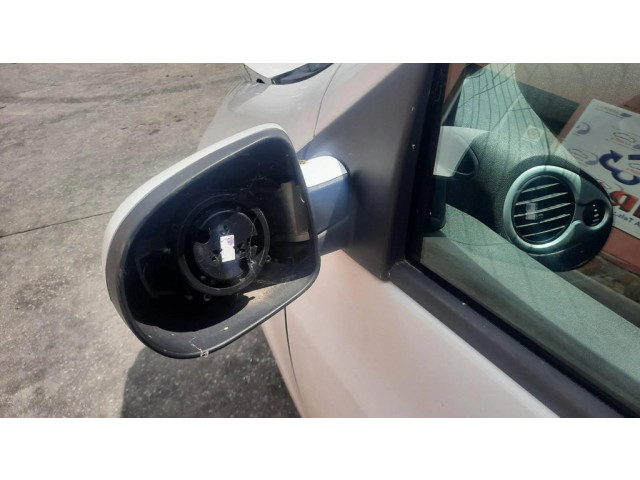 Зеркало электрическое Сзади Renault Clio III 2005-2012 года