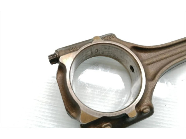 Шатун  BVY    Audi A3 S3 8P  