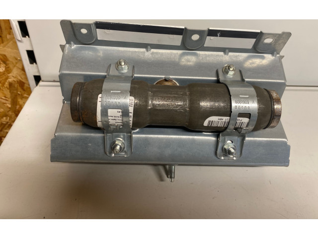 Боковая надувная подушка