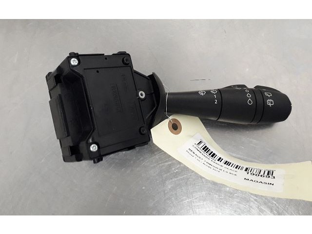 Переключатель дворников 8201168013 Renault Twingo III