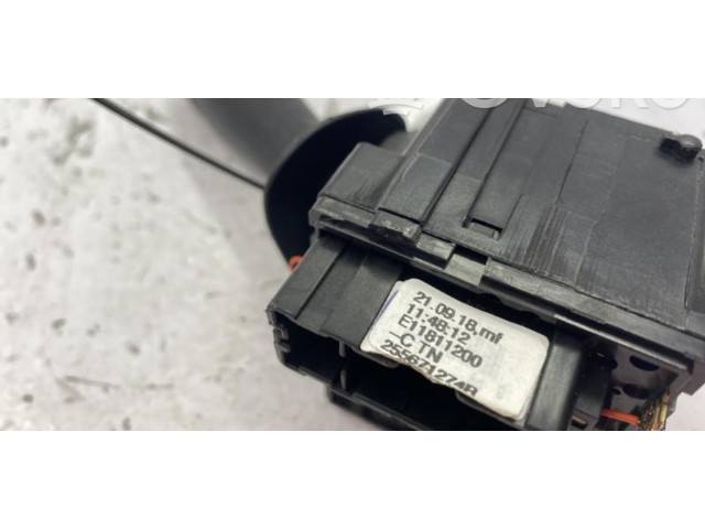 Ручка стеклоочистителей Dacia Lodgy