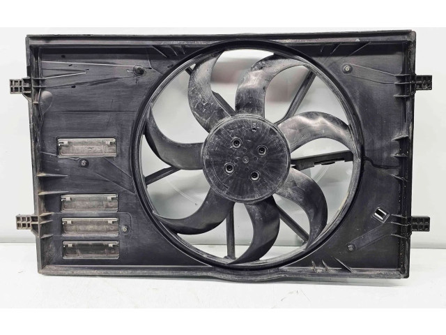 Вентилятор радиатора 5Q0959455BF Skoda Superb B8 (3V)