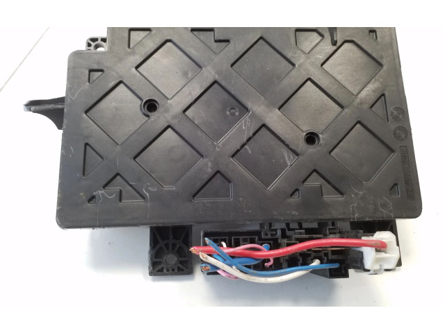 Блок предохранителей 8637A865 Mitsubishi Outlander