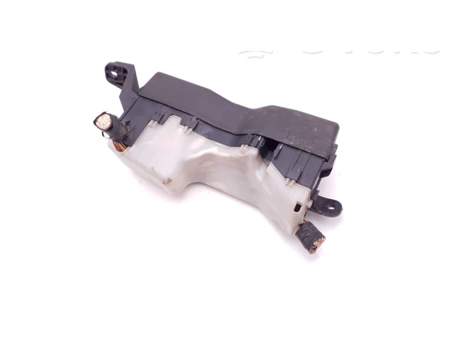 Блок предохранителей     Toyota Corolla Verso AR10    