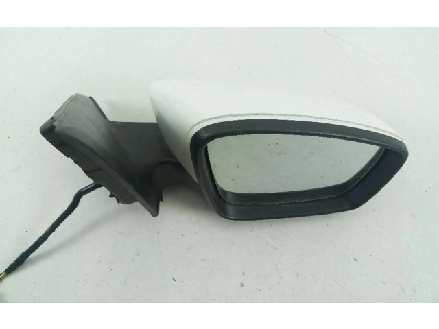 Зеркало электрическое        Skoda Fabia Mk3 (NJ)  2015 - 2021 года   