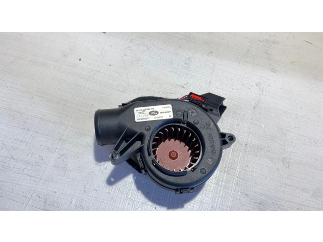 Другая деталь салона