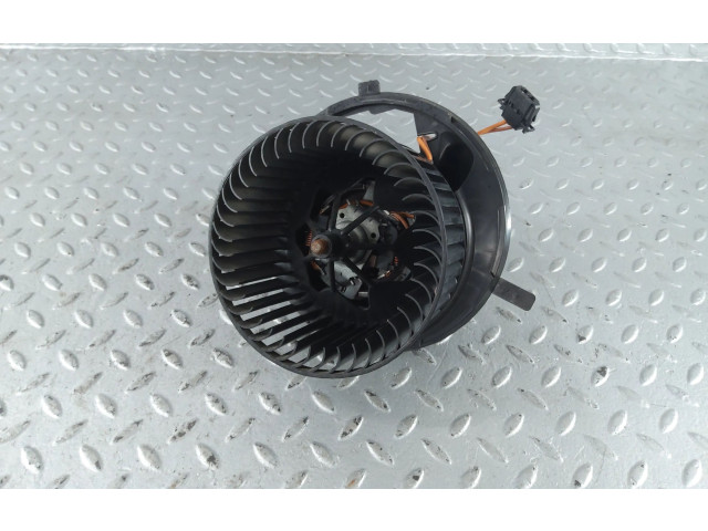 Вентилятор печки 561820015E, A55277112 Volkswagen PASSAT B8 USA