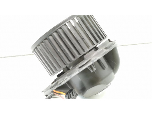 Вентилятор печки    1K1820015E, F995427D   Volkswagen Golf V
