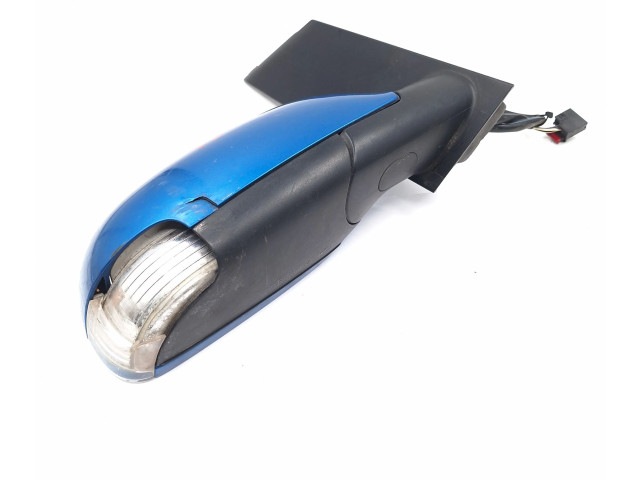 Зеркало электрическое Volkswagen Touran II 2010 - 2016 года