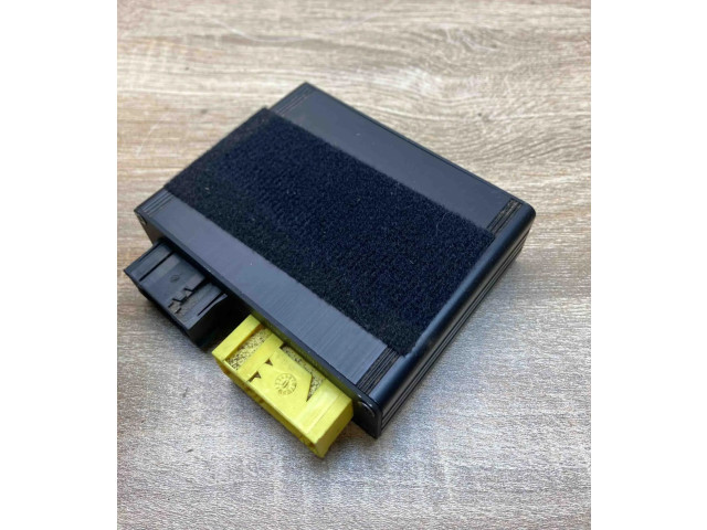 Řídící jednotka 67090754 Audi A5 8T 8F 2007