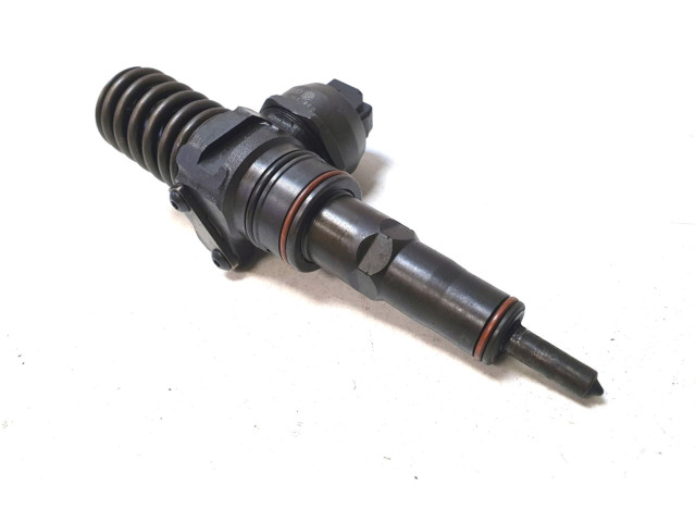 Форсунка 038130073AL Audi A4 S4 B6 8E 8H AVF,AWX