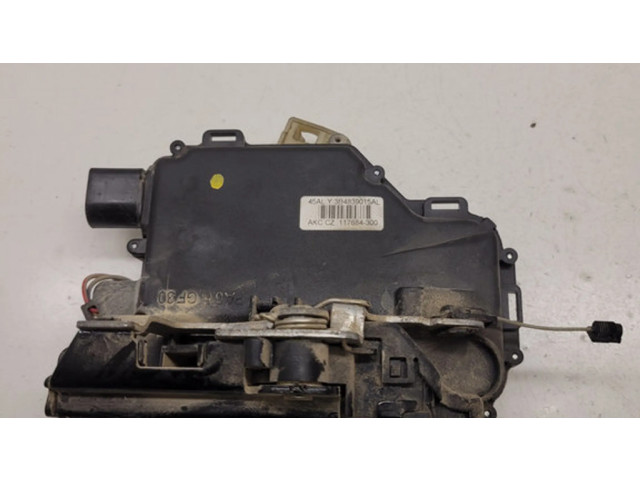 Задний замок