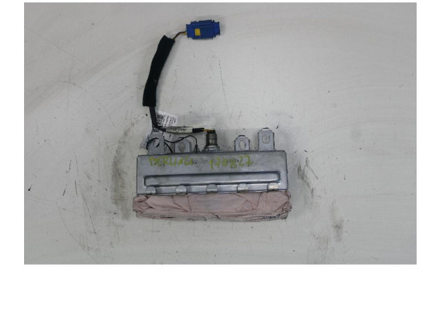 Подушка безопасности пассажира Citroen Berlingo