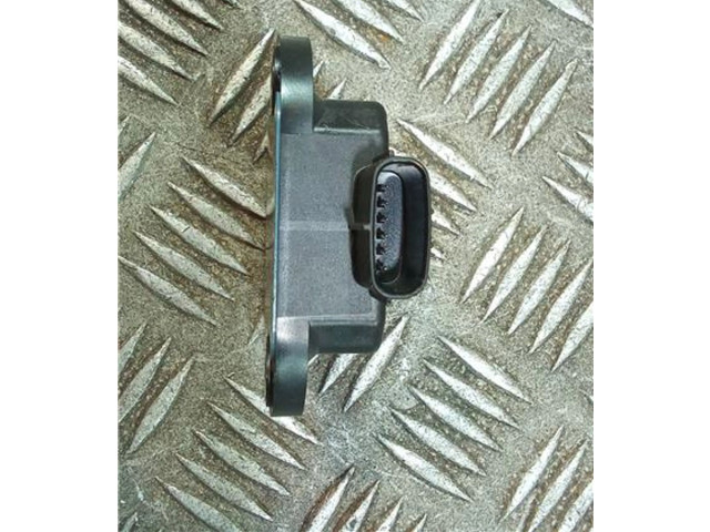 Блок управления GS1E437Y1, 1745005730 Mazda MX-6