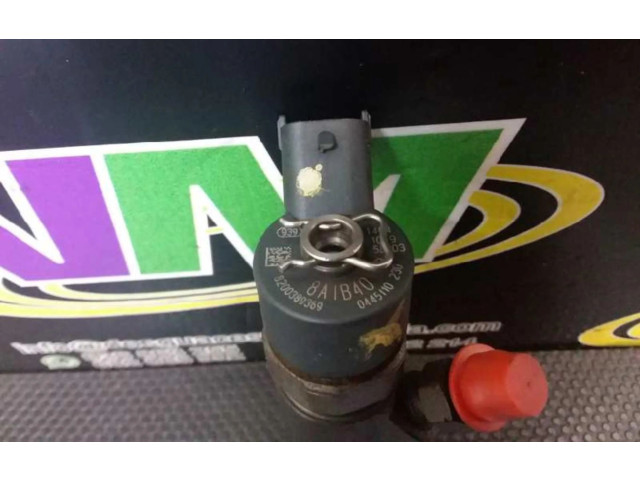 Форсунка 8AIB40    Suzuki Grand Vitara I   