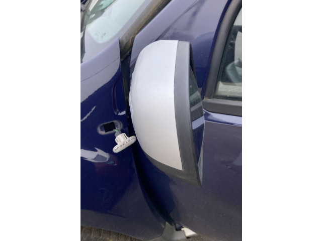 Зеркало электрическое Dacia Duster - года