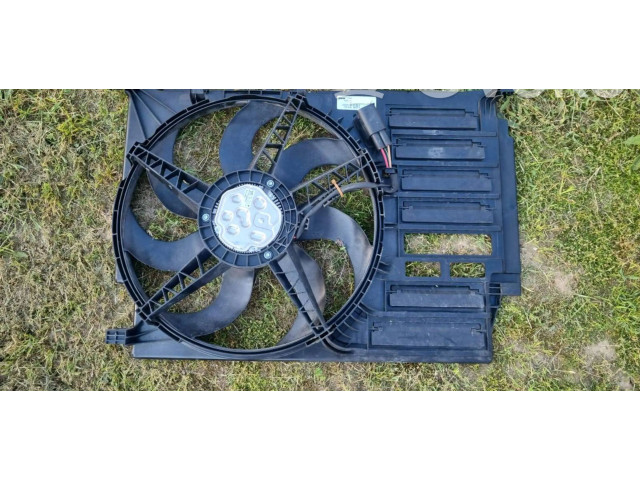 Вентилятор радиатора 8596240, 22828110 Mini Clubman F54