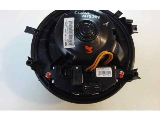 Вентилятор печки 5Q0907521C Audi A3 S3 8V