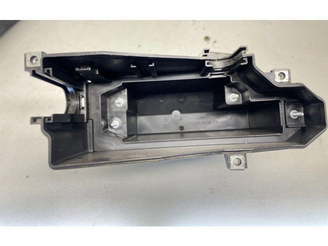 Pojistková skříňka 715496903w Lexus GS 250 350 300H 450H 2014