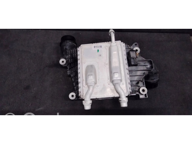 Интеркулер HX736K775AF Land Rover Range Rover Velar 2.0