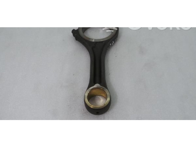 Píst 059AA   Audi Q7 4L     