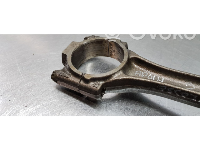 Поршень DDY 04L107065AM001, 03L105401A Skoda Octavia Mk3 (5E)