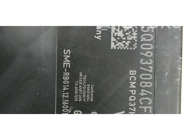 Pojistková skříňka Řídící jednotka BSM 5Q0937084CF Audi A3 S3 8V 2017