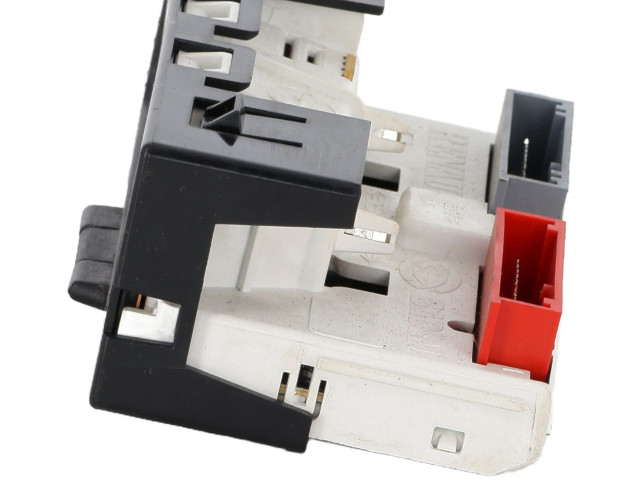 Дисплей P8200028364A Renault Clio II