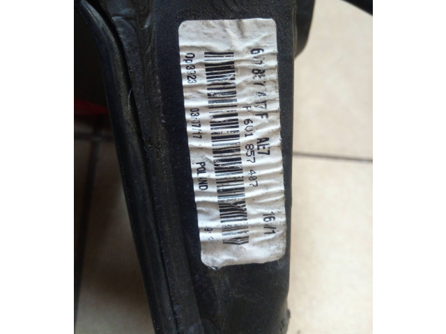 Зеркало электрическое Skoda Fabia Mk3 (NJ) 2015 - 2021 года