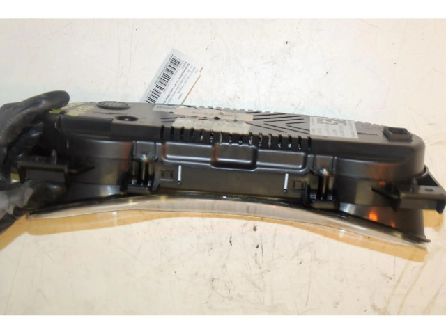 Панель приборов    Jeep Renegade       