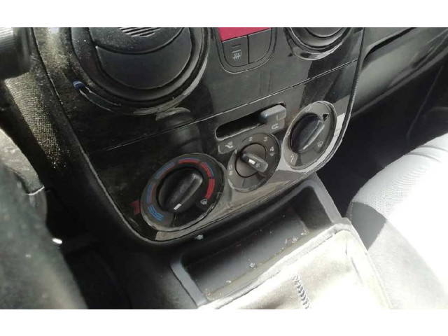 Модуль блока управления кондиционером 735525783 Fiat Qubo