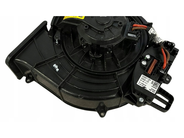 Вентилятор печки    12E820015   Audi e-tron