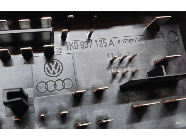 Pojistková skříňka 1K0937815C, 1K0937814F Volkswagen Tiguan 2010