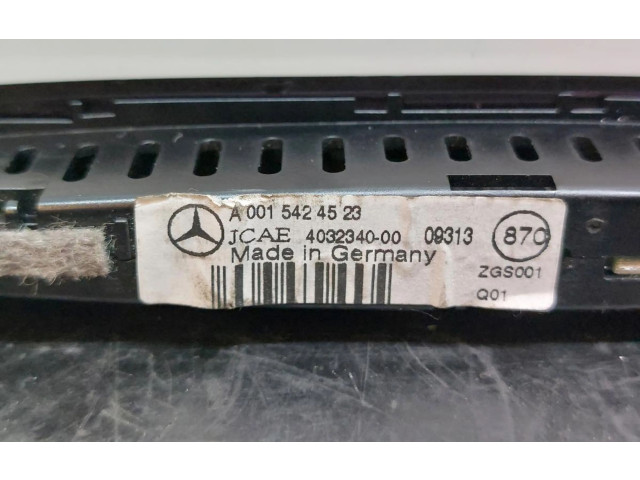 Дисплей    A0015424523   Mercedes-Benz E C207 W207